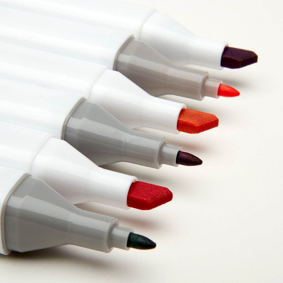 Kingart Non-toxic Sketch Art Markers with Storage Case, Chisel-Point, Assorted Colors, 60 Count