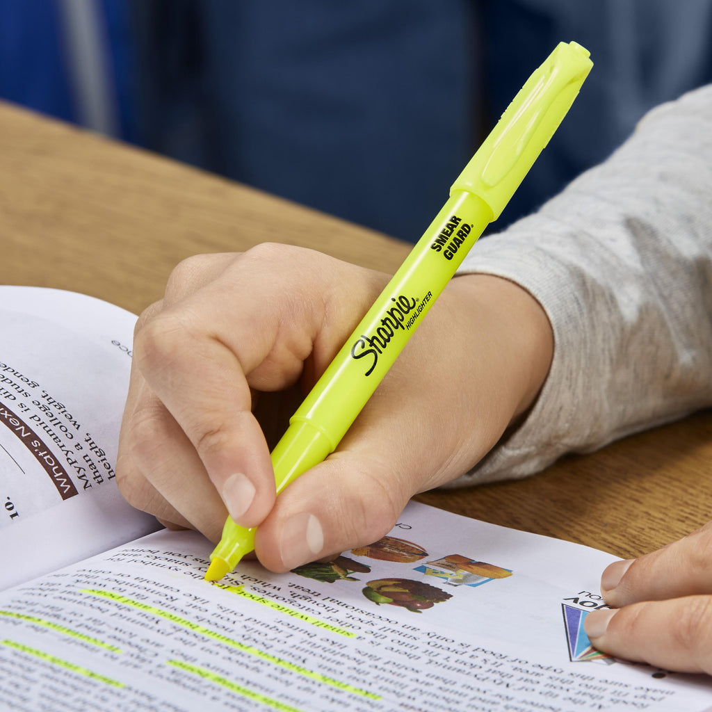 Sharpie Pocket Highlighters, Chisel Tip, 24 Count