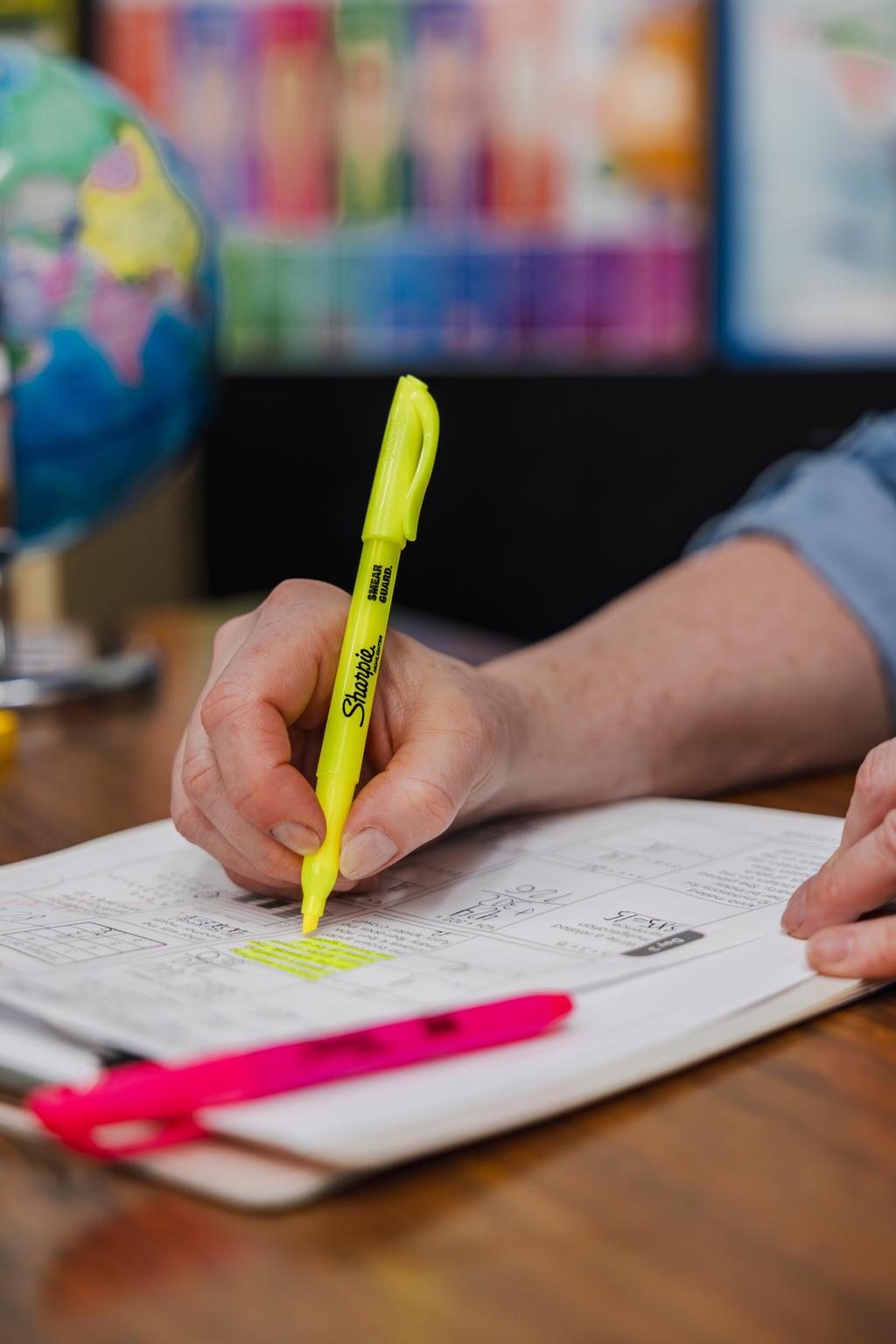 Sharpie Pocket Highlighters, Chisel Tip, Fluorescent Yellow, 4 Count