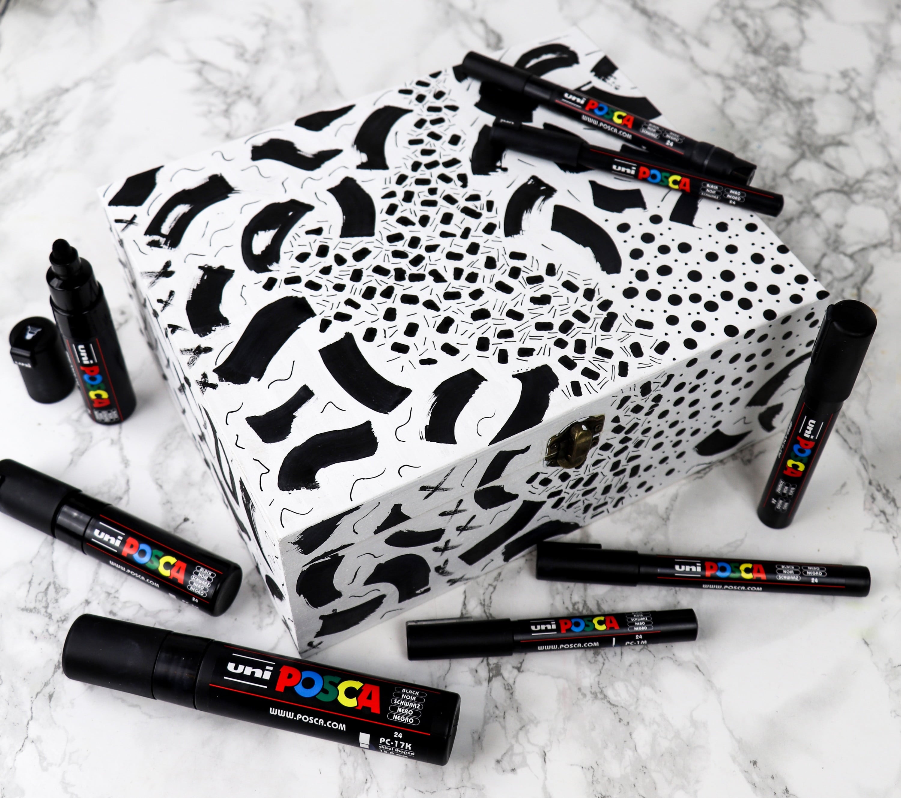 POSCA Paint Marker, PC-17K Extra Broad Rectangular Chisel, Black